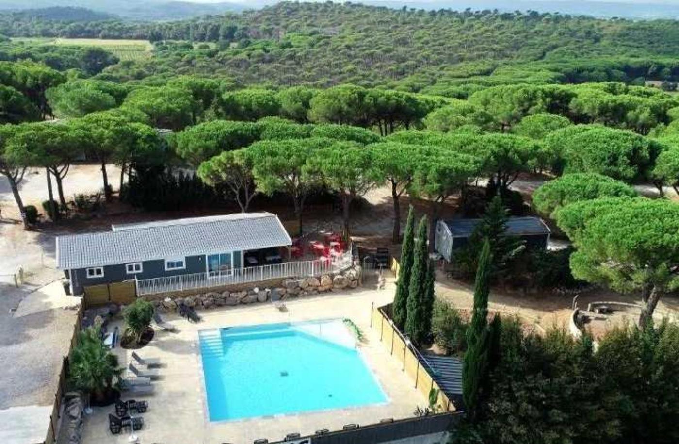 Camping 3 Etoiles - Piscine - Ccbb0Gd Bizanet Exterior photo