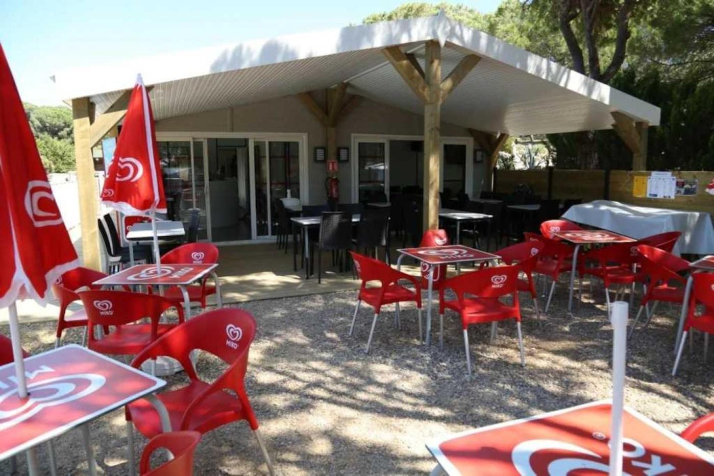 Camping 3 Etoiles - Piscine - Ccbb0Gd Bizanet Exterior photo