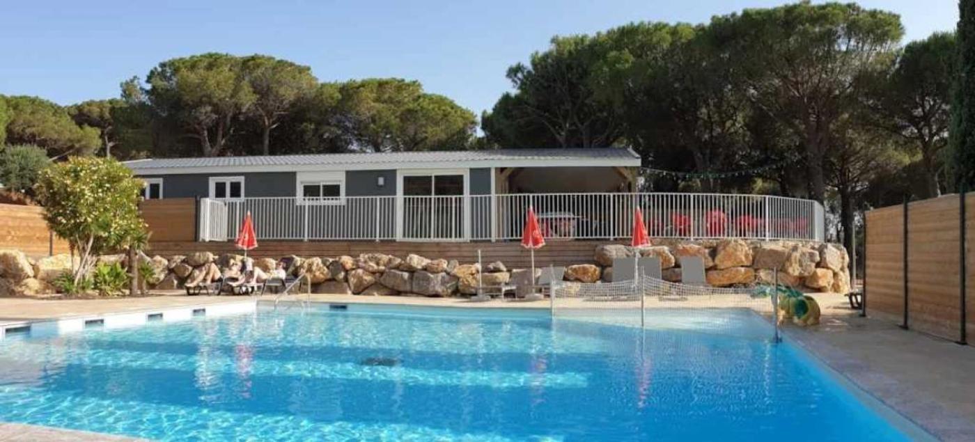 Camping 3 Etoiles - Piscine - Ccbb0Gd Bizanet Exterior photo